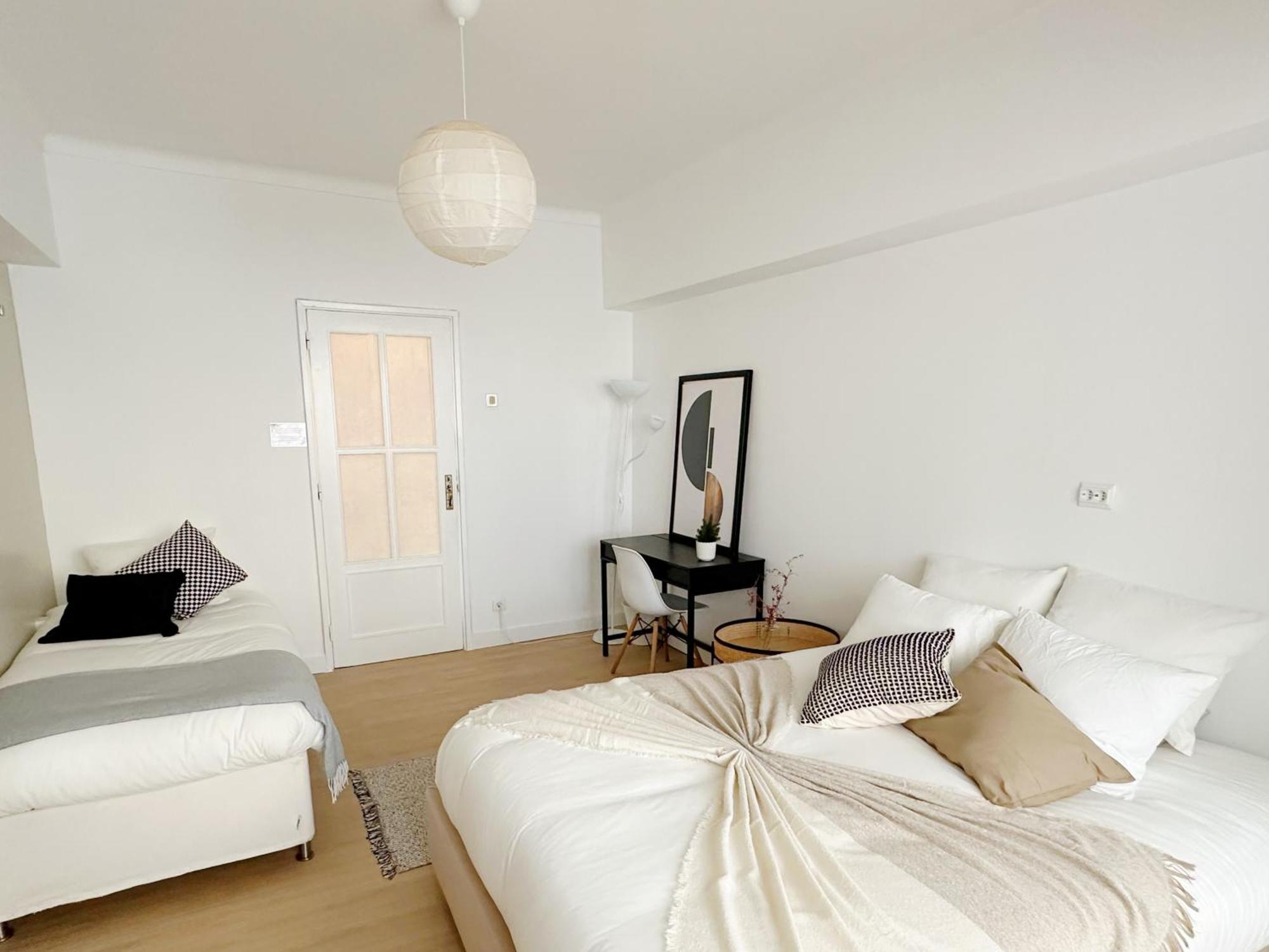 Soar Home I Urban Nest - Near Airport & Green Park Lisbona Esterno foto